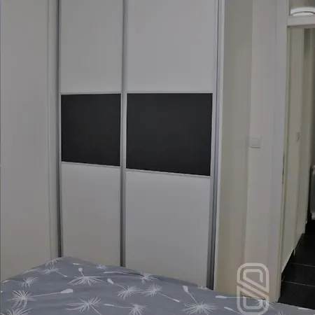 Sergej דירה *